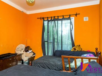 Pueyrredon 2000-casa En Venta-barrio Vicente Sola