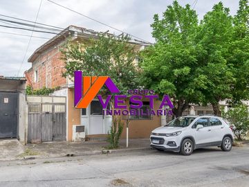 Pueyrredon 2000-casa En Venta-barrio Vicente Sola