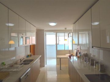 Departamento en Venta en Avda Cristóbal Colón / Avenida Manquehue