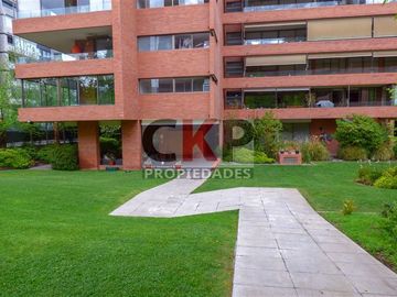 Departamento en Venta en Avda Cristóbal Colón / Avenida Manquehue