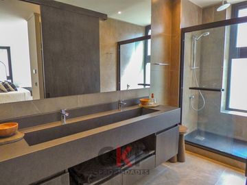 Departamento en Venta en Nueva Costanera/ Avda. Américo de Vespucio Norte / Francisco de Aguirre