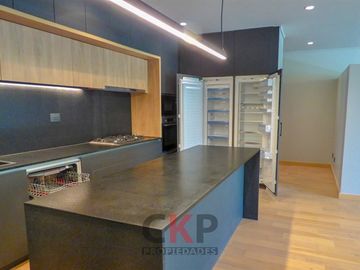 Departamento en Venta en Nueva Costanera / Avda. Américo Vespucio Norte /