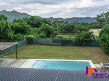 Vaqueros * Casa En Venta * Zona Norte *