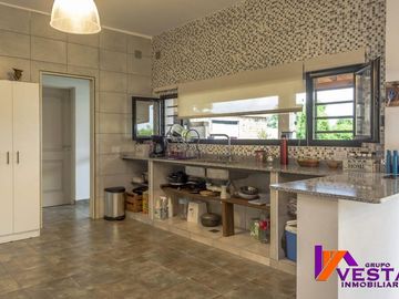 Vaqueros * Casa En Venta * Zona Norte *