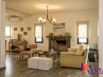 Vaqueros * Casa En Venta * Zona Norte *