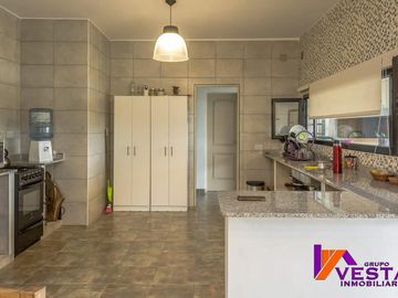 Vaqueros * Casa En Venta * Zona Norte *
