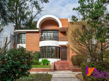 Av Del Golf-casa-venta-zona Norte