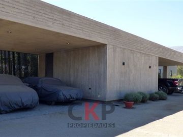 Casa en Venta en Condominio Exclusivo Las Brisas de Chicureo