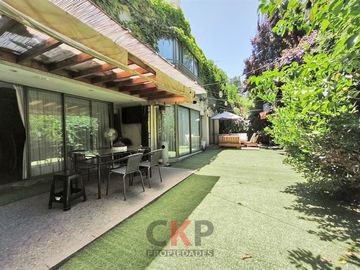 Casa en Venta en Carlos Silva Vildósola/ Vicente Pérez Rosales