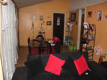 CASA EN VENTA CON 430 METROS DE TERRENO
