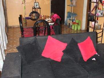 CASA EN VENTA CON 430 METROS DE TERRENO