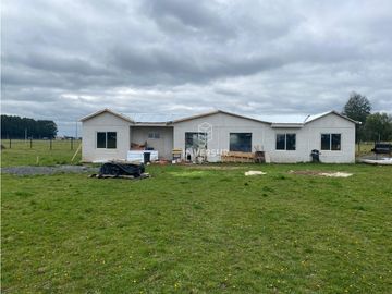 PARCELA CON CASA EN JARDINES DE CHAMPEL LA UNIÓN