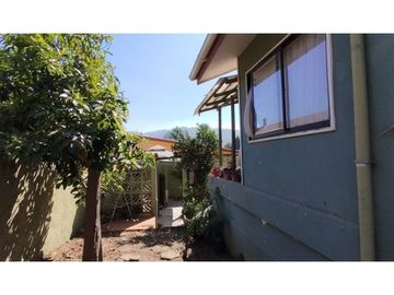 SE VENDE AMPLIA CASA EN EL RETIRO QUILPUÉ