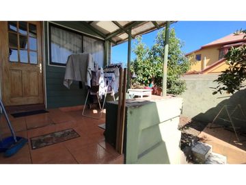 SE VENDE AMPLIA CASA EN EL RETIRO QUILPUÉ