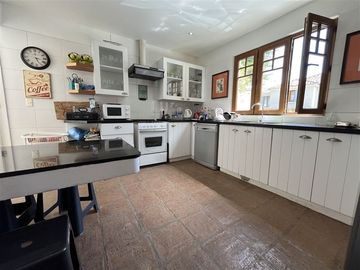 Casa en venta de 5 dorm. en Zapallar