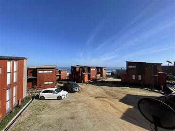 Casa en Venta en Casa amoblada en Condominio Privado | Acceso directo a la playa.