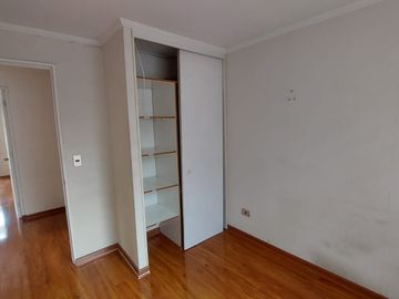 CASA EN CONDOMINIO (4D-3B)- HUECHURABA
