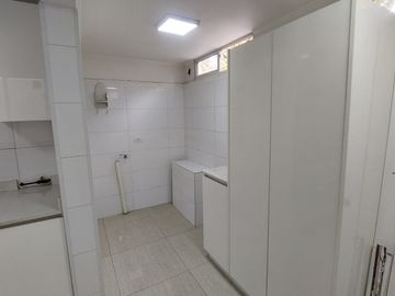 CASA EN CONDOMINIO (4D-3B)- HUECHURABA