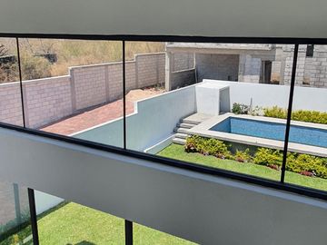 Casa nueva vacacional en Oaxtepec fraccionamiento Jacarandas con alberca y 3 recamaras