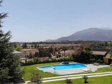 Exclusiva Propiedad con Vista al Río Maipo!