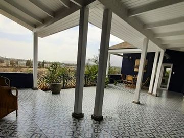 Exclusiva Propiedad con Vista al Río Maipo!