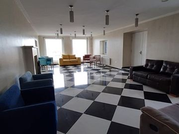 Exclusiva Propiedad con Vista al Río Maipo!