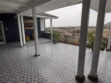 Exclusiva Propiedad con Vista al Río Maipo!