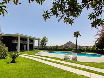 Exclusiva Propiedad con Vista al Río Maipo!