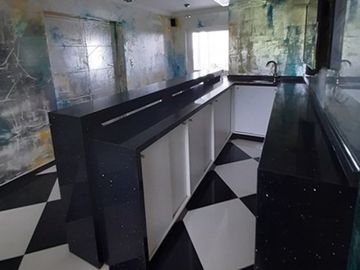 Exclusiva Propiedad con Vista al Río Maipo!