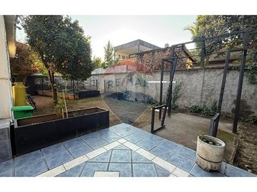 Hermosa casa en La Reina - 4D 3B 3E