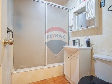 Amplia Casa Rebajada con Piscina