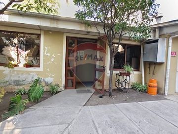 EXCELENTE OPORTUNIDAD! CASA COMERCIAL EN VENTA