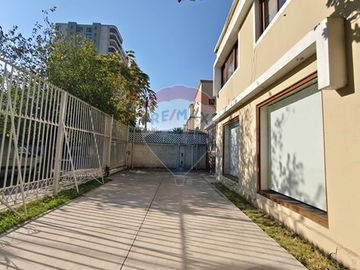 EXCELENTE OPORTUNIDAD! CASA COMERCIAL EN VENTA