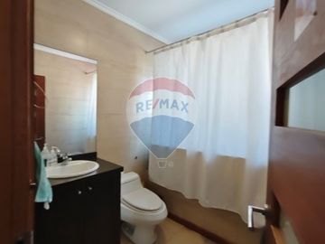 EXCELENTE OPORTUNIDAD! CASA COMERCIAL EN VENTA