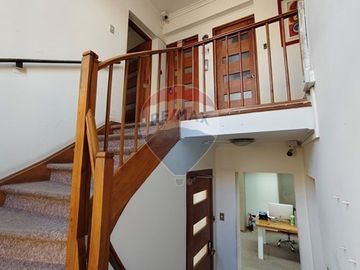 EXCELENTE OPORTUNIDAD! CASA COMERCIAL EN VENTA