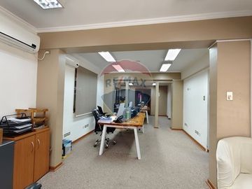 EXCELENTE OPORTUNIDAD! CASA COMERCIAL EN VENTA