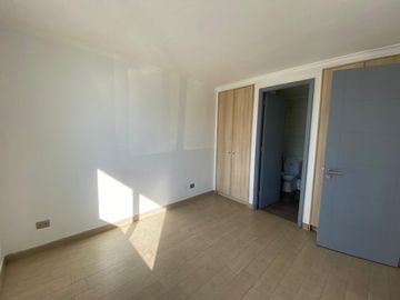 VENTA | LA CISTERNA | 36 m2 | NORTE | REMODELADO