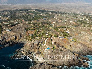 Santuario de Bienestar en Primera Línea de Playa en Los Vilos
