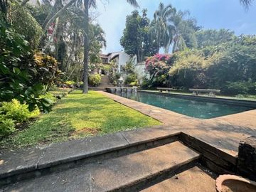 Espectacular Propiedad en Centro de Cuernavaca