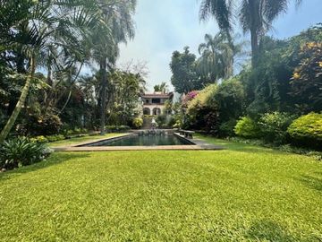 Espectacular Propiedad en Centro de Cuernavaca