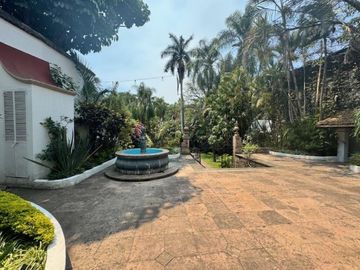Espectacular Propiedad en Centro de Cuernavaca