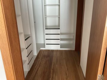 Venta departamento a estrenar 2 dormitorios con patio. Quito Tenis