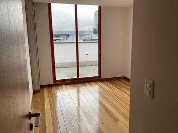 Venta departamento a estrenar 2 dormitorios con patio. Quito Tenis