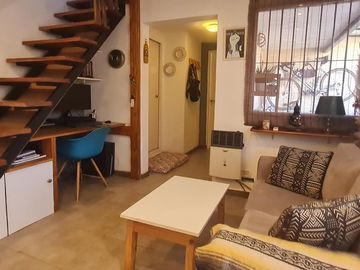 ¡Oportunidad! PH 2 Ambientes con Patio y Parrilla refaccionado- En Venta