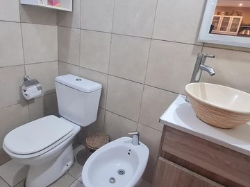 ¡Oportunidad! PH 2 Ambientes con Patio y Parrilla refaccionado- En Venta