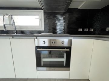 Departamento 2 Ambientes a estrenar con cochera - Puerto de Olivos.