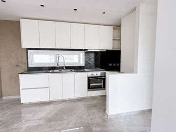 Departamento 2 Ambientes a estrenar con cochera - Puerto de Olivos.