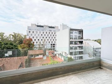 Departamento 2 ambientes a estrenar con cochera - Puerto de Olivos.