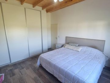 Casa Quinta en venta - 4 Dormitorios 4 Baños - Coronel Brandsen