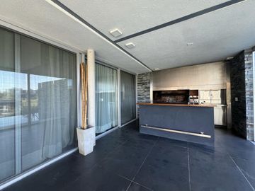Casa en El Yacht
